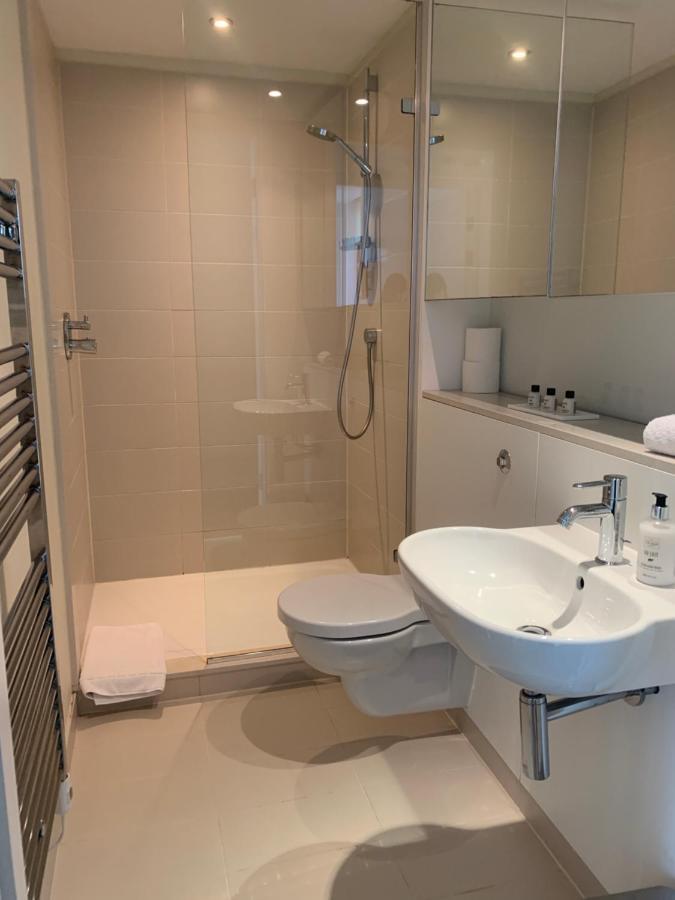 Quartermile 1 Bedroom Apartment - With Free Parking Included エディンバラ エクステリア 写真