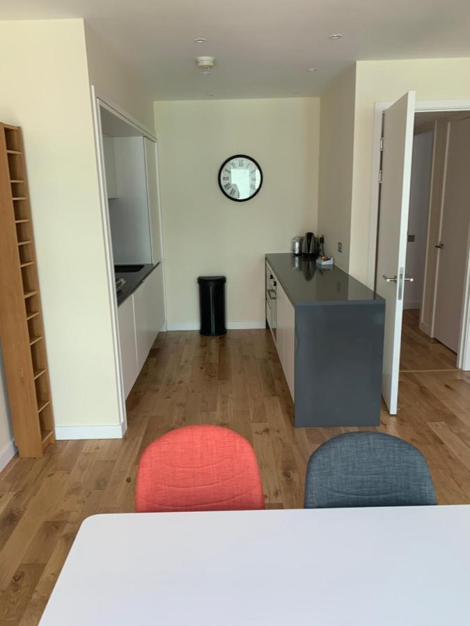 Quartermile 1 Bedroom Apartment - With Free Parking Included エディンバラ エクステリア 写真